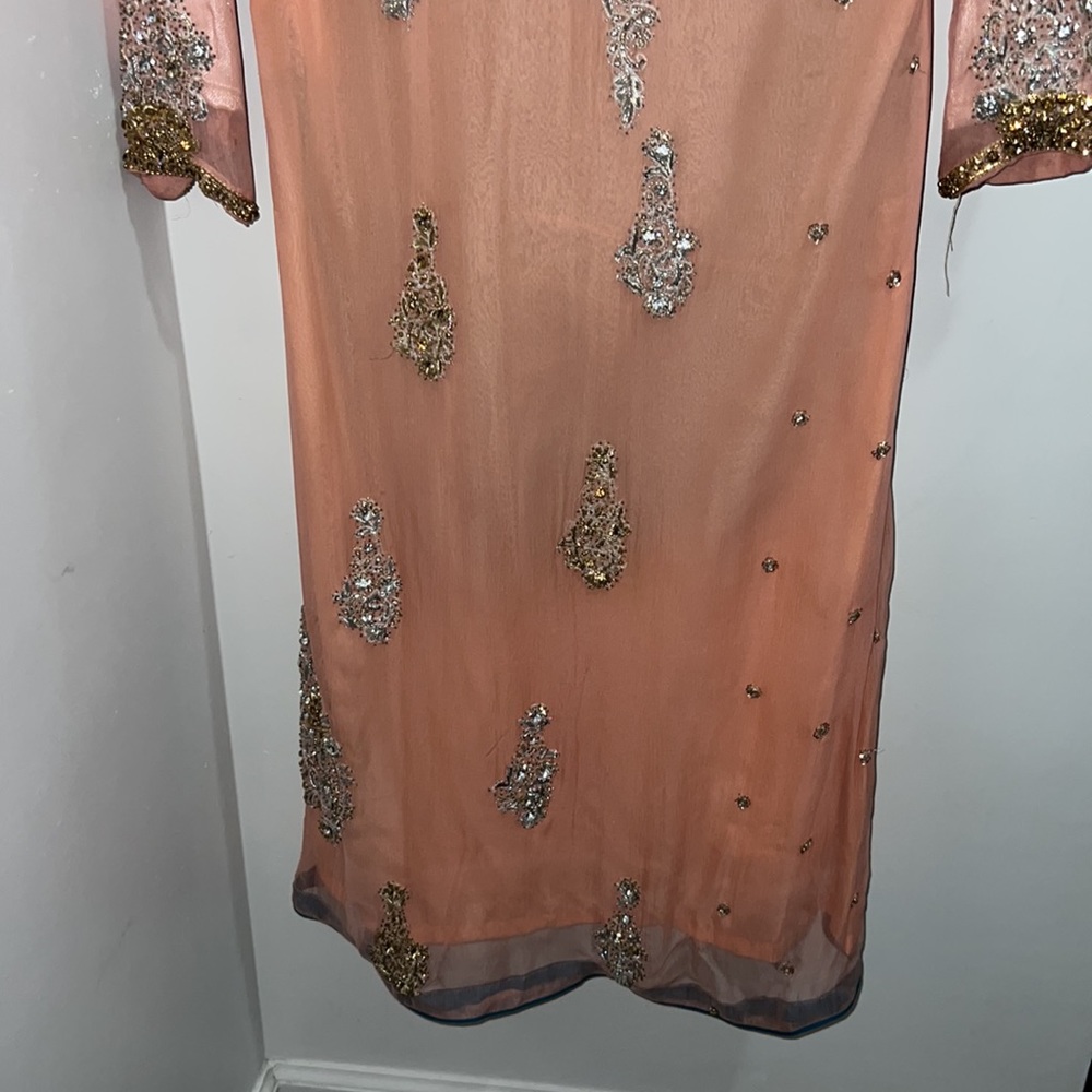 Pakistani Fancy 3pc Shalwaar Kameez - Picture 4 of 9